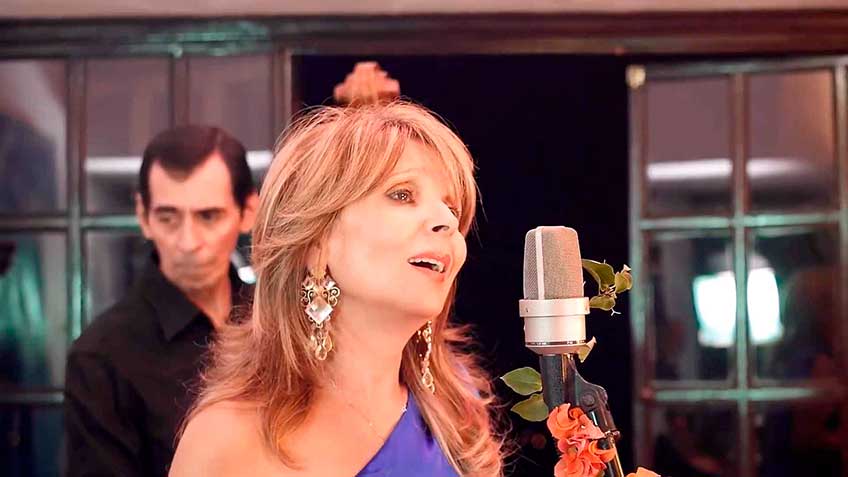 Enamorada - Marta Elena Mejía