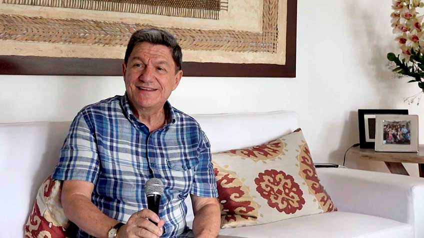 Entrevista a un grande, el maestro Carlos Montoya.