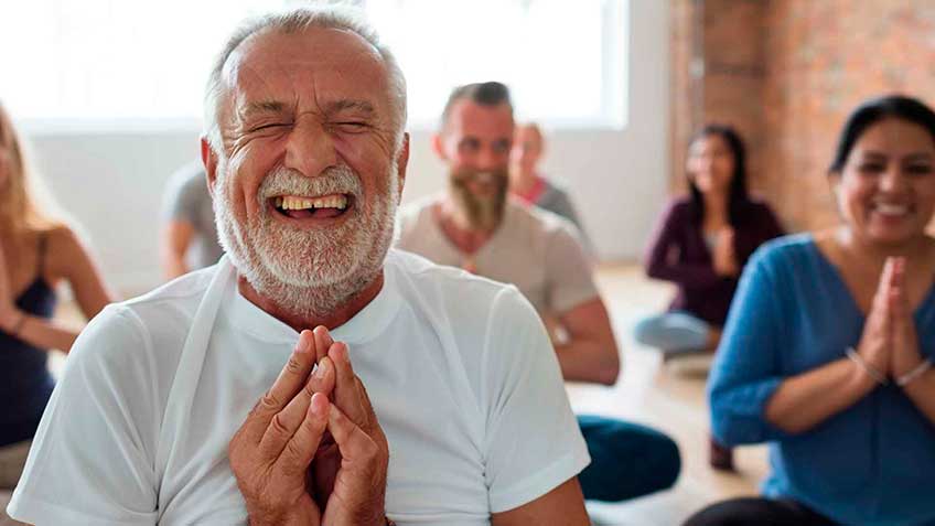 Despertar la Energía con la Respiración del Rugido con Manu Yoga de Vida 