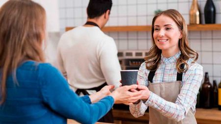 6d213f44e2be93037336fc872f0010c9 Tatiana Sosa en el Sofá de HitLive - HitLive